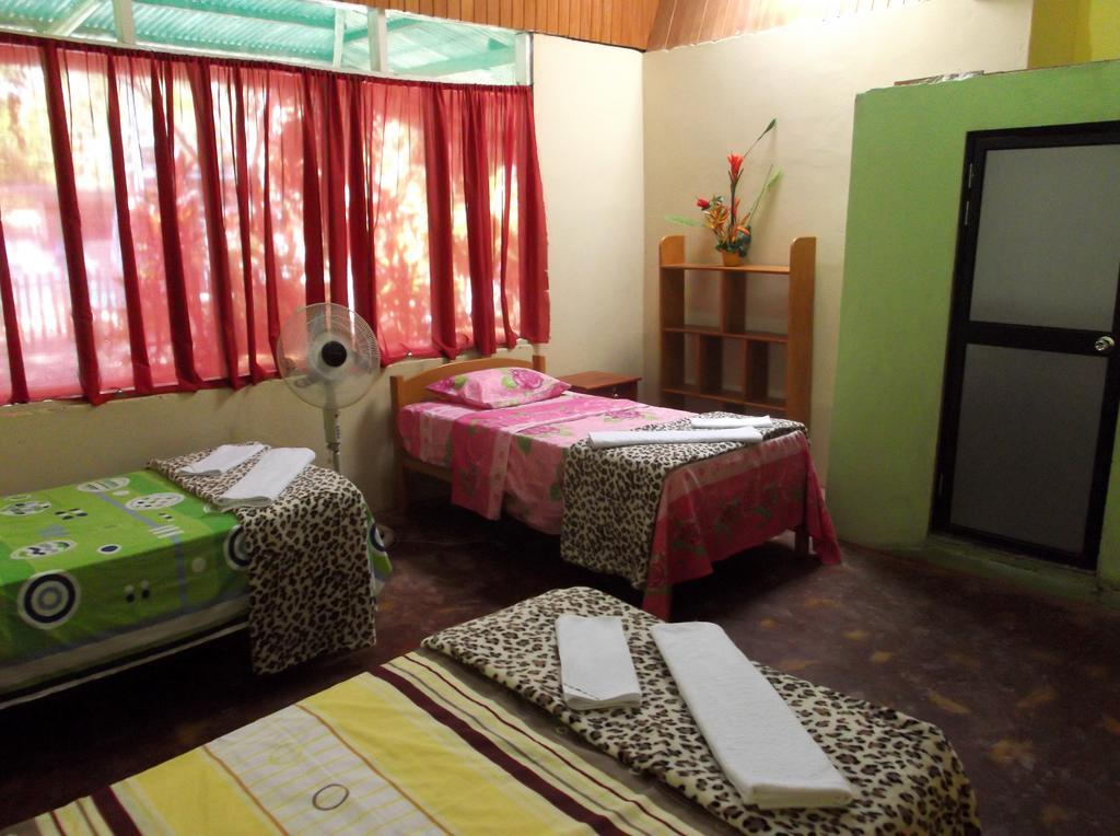 Villa Hermosa De Tambopata Casa Hospedaje & Hostel Puerto Maldonado Oda fotoğraf